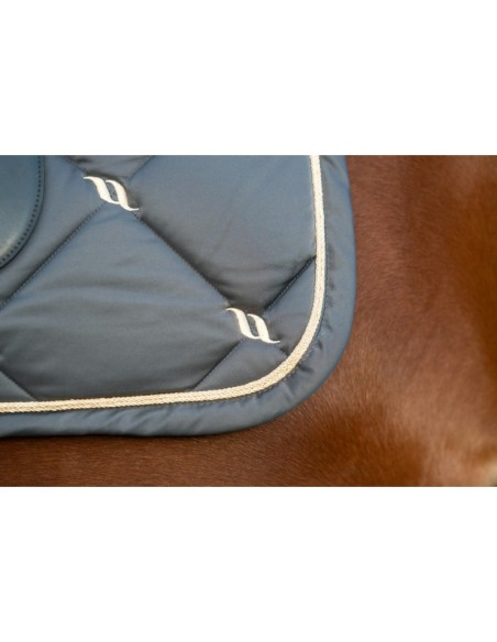 TAPIS DE SELLE DE DRESSAGE BACK ON TRACK® "NIGHT COLLECTION"