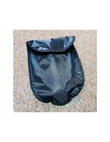 Pelle pioche pour bivouac ou serial killer