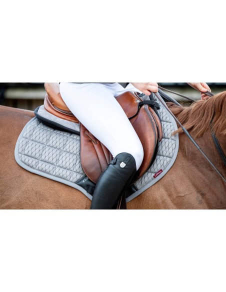 Tapis de selle Square CSO Carbon Mesh LeMieux