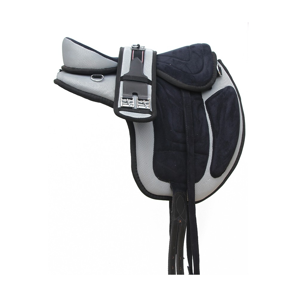 Selle de cheval synthétique Freemax sans arbre avec étriers et sangle assortie - Taille 42-46, idéale pour l'équitation confortable - Caval dress Selle de cheval synthétique Freemax sans arbre avec étriers et sangle assortie - Taille 42-46, idéale pour l'équitation confortable - Caval dress