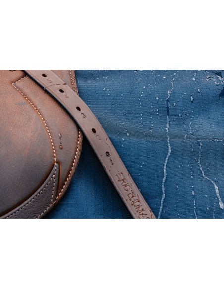 Couvre-reins RIDING WORLD - Eco 600D: Protégez votre cheval avec sty