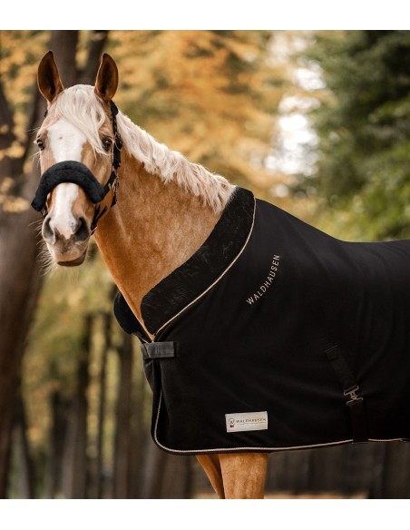 Fleece-Decke „Modern Rosé“ von „ Waldhausen “ – Weichheit und Eleganz in einem