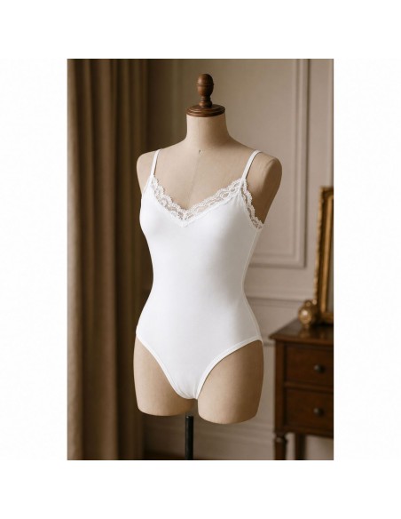 body-dentelle-doreanse-femme