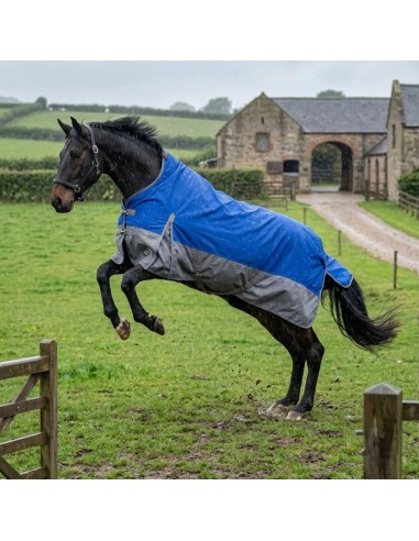 Couverture de Pluie Cheval Highneck 600D 0g – Imperméable & Liberté de Mouvement | Esprit Équitation